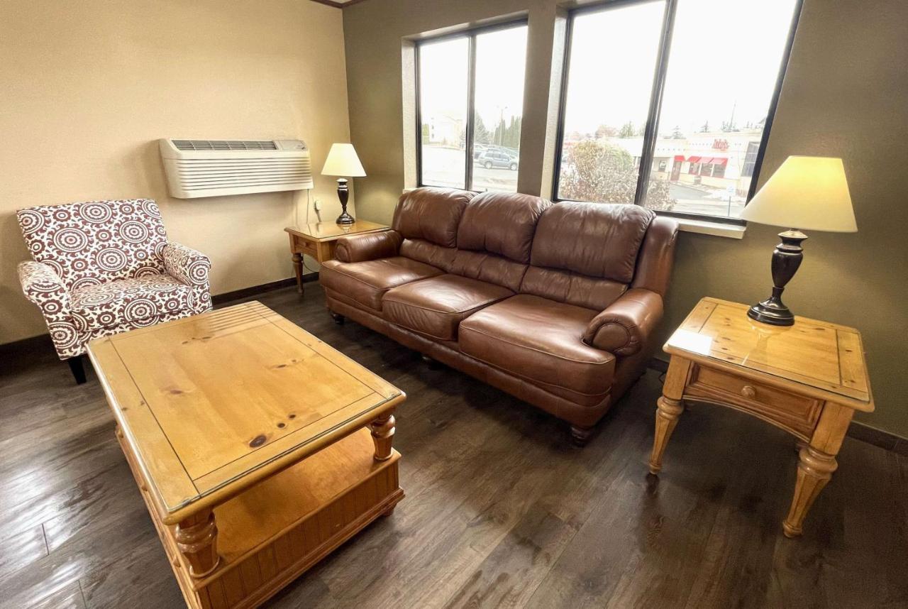 Fairbridge Inn & Suites Moscow - Pullman Dış mekan fotoğraf